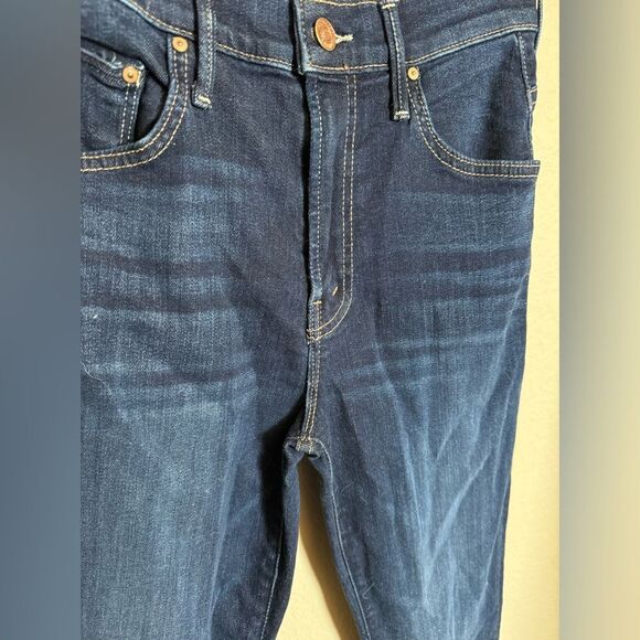 MOTHER The insider crop fray jeans size 25 in off limit blue shark hem - Picture 8 of 14